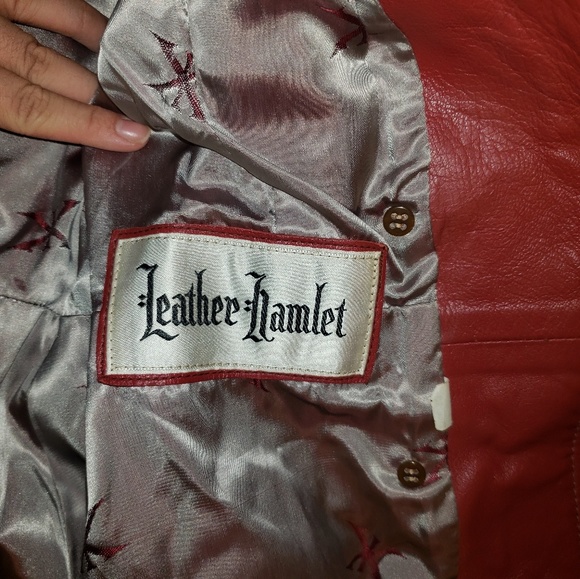 Red leather jacket - Picture 3 of 4